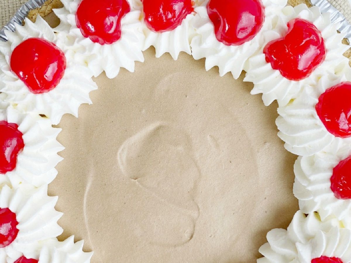 Root Beer Float Pie